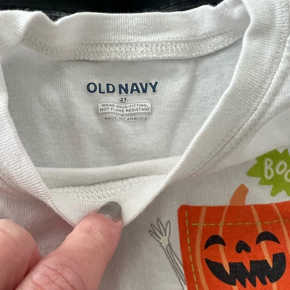 Old Navy Halloween Pajama Sets in 2T